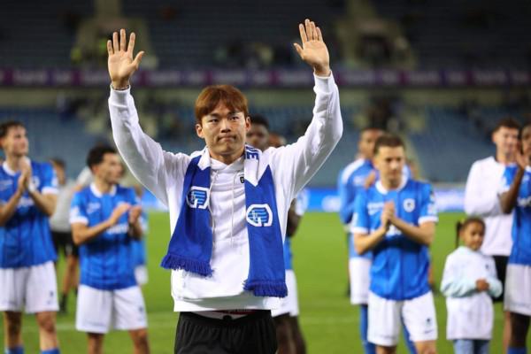 膝盖曾受过, 亨克正在考, wd