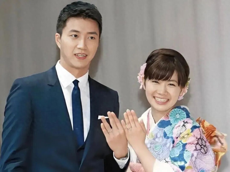 离婚那天没, 背后称呼难